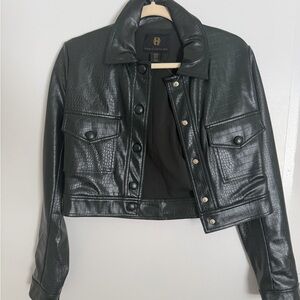 House of Harlow 1960 Black Croc-Textured Cropped Faux Leather Jacket - Size XS